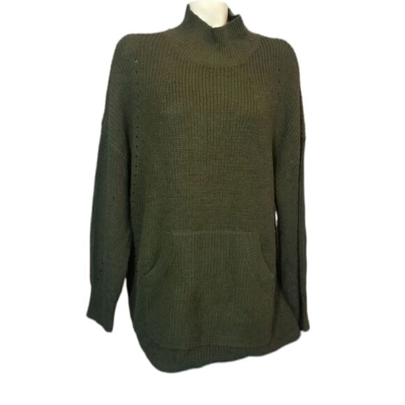 SWEATER SALE 3/$30 RDI Forrest Green Kangaroo Pocket Sweater Size Medium - Picture 1 of 5